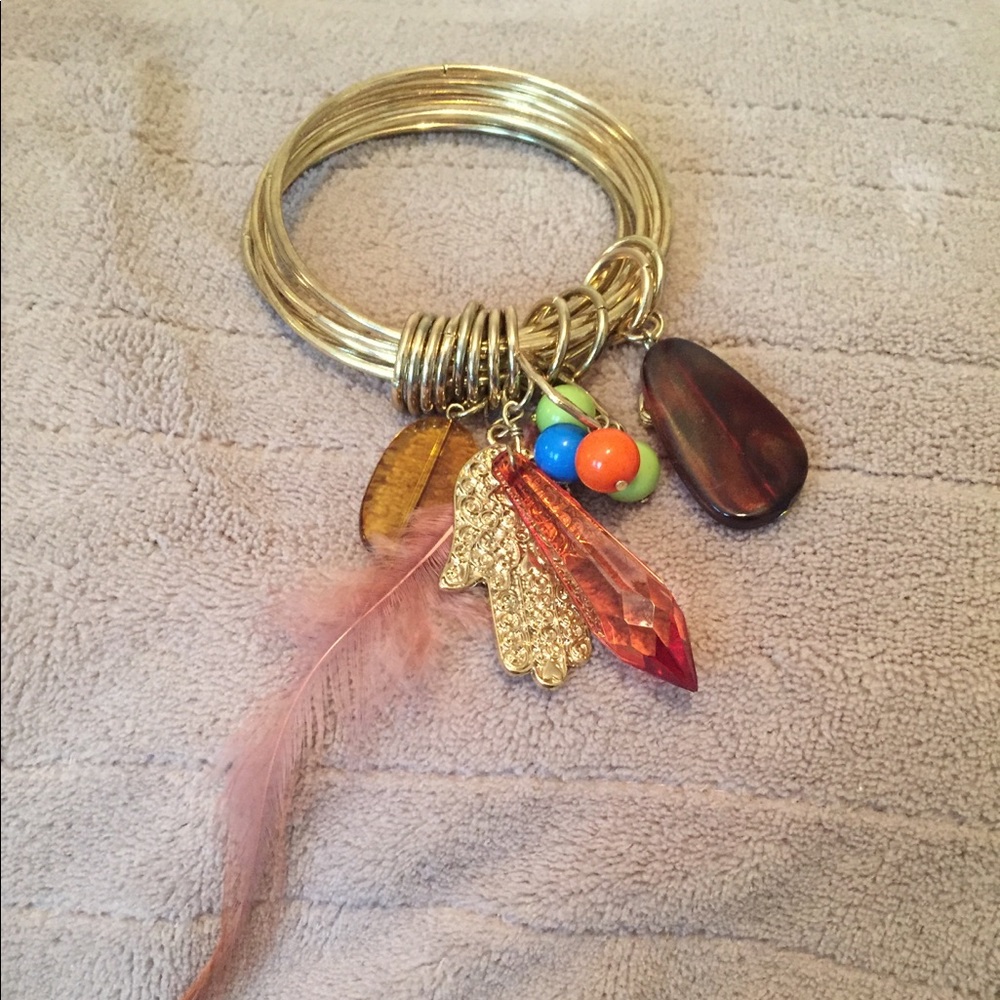 Gold feather & beaded bangle bracelet